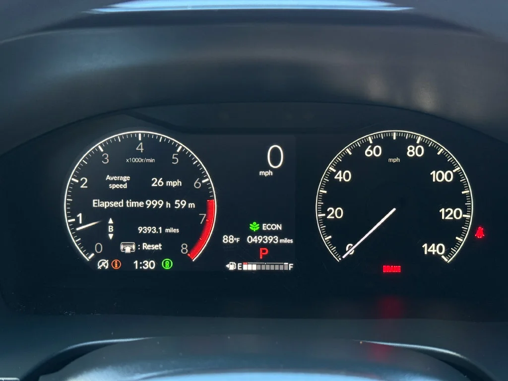 Used 2024  Honda LX image 32