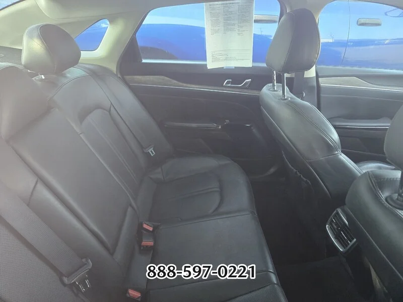 Used 2022 Ebony Black KIA EX image 7