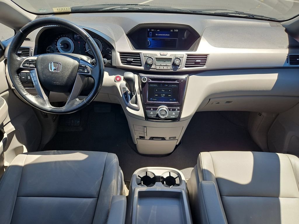 Used 2016 Lunar Silver Metallic Honda EX-L image 22