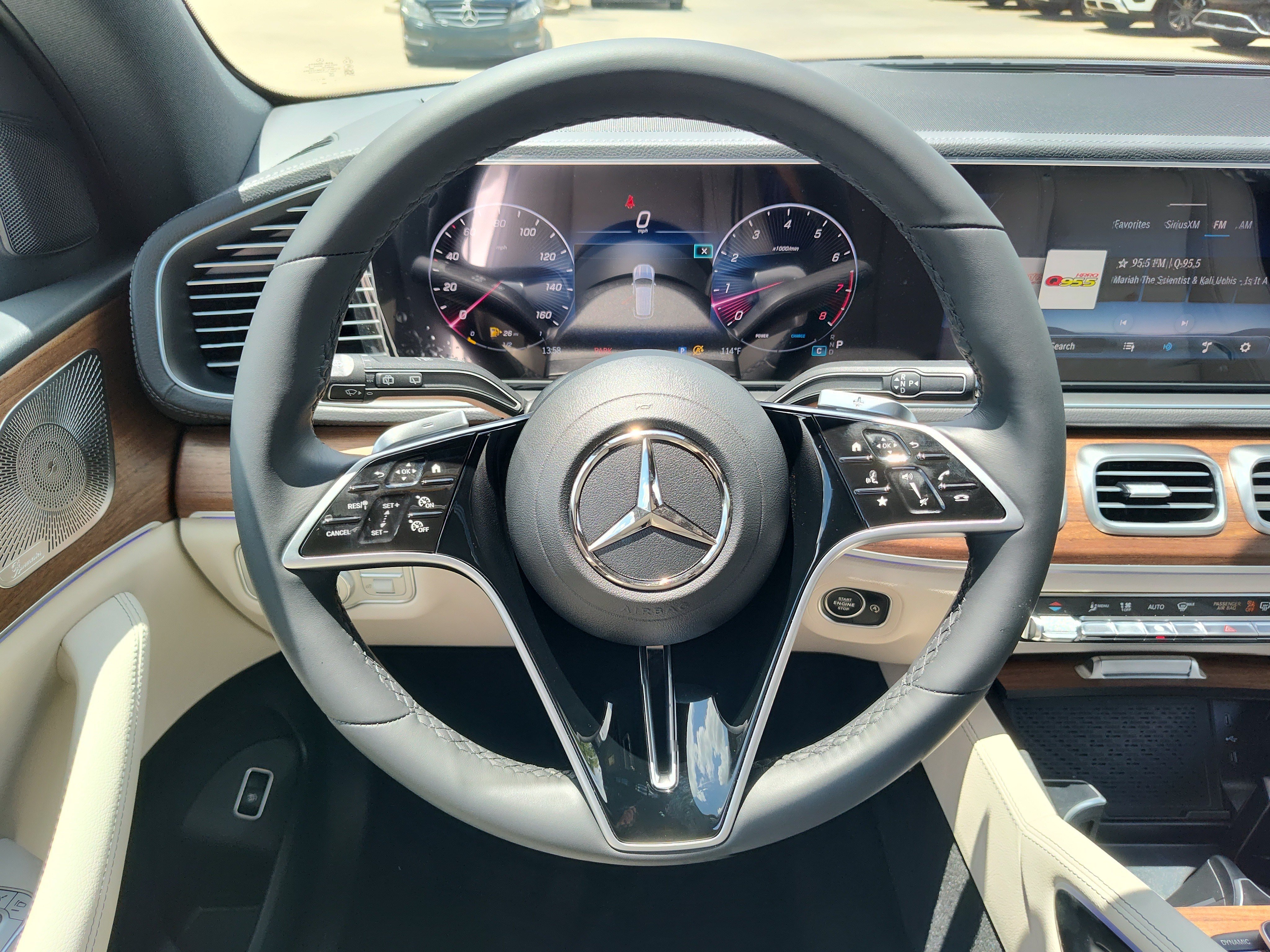 New 2026 Polar White Mercedes-Benz GLE 580 image 22