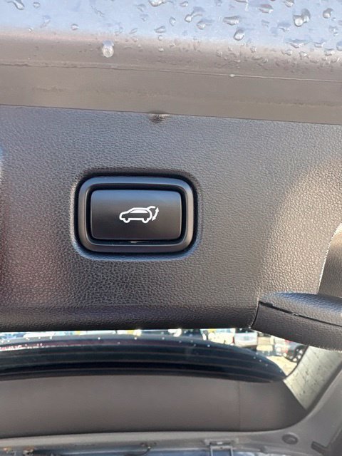 Used 2024 Gray Hyundai SEL image 21