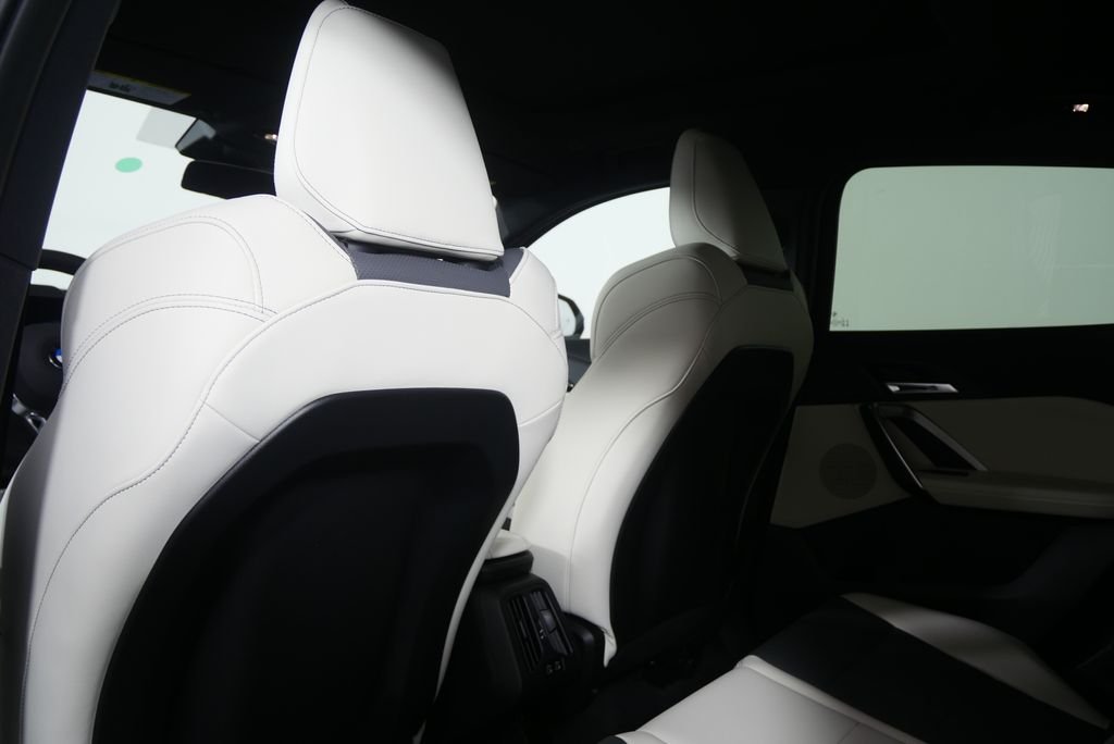New 2026 Black Sapphire Metallic BMW xDrive28i image 16