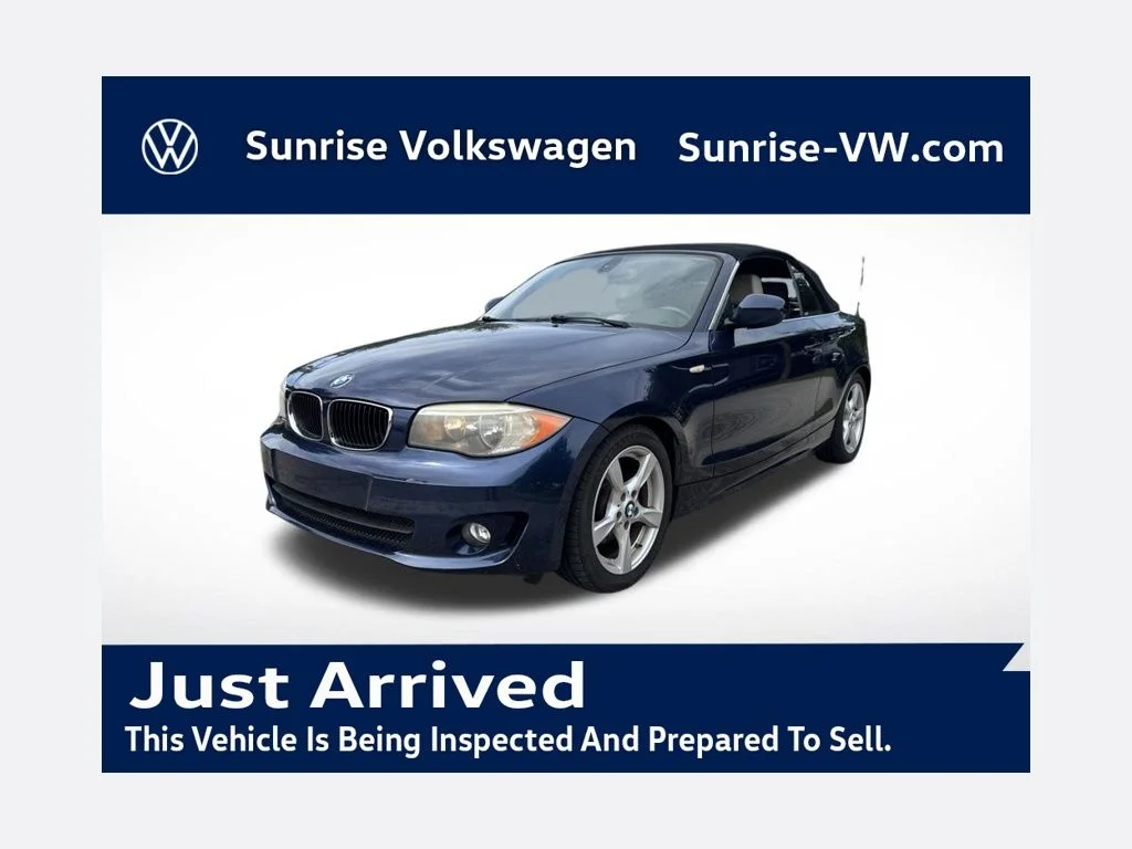 Used 2013 Deep Sea Blue Metallic BMW 128i image 1