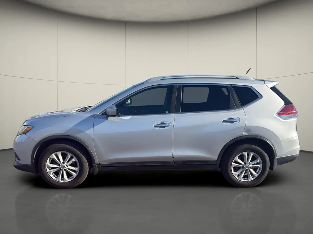 Certified Used 2014 Silver Nissan SV image 4