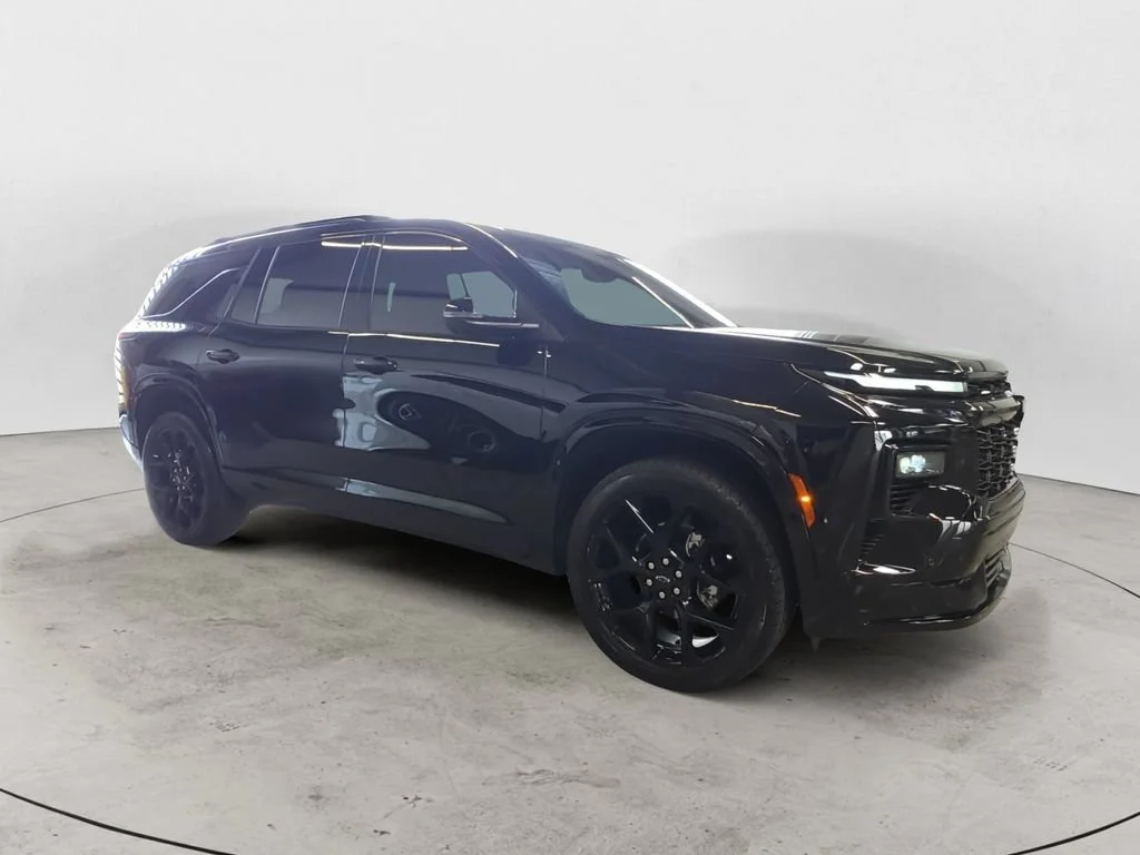 Used 2025 Mosaic Black Metallic Chevrolet RS image 3