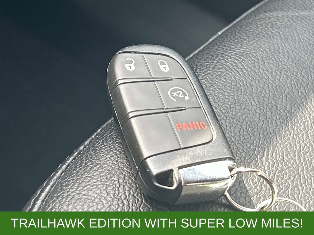 Used 2022 Gray Jeep Trailhawk image 30