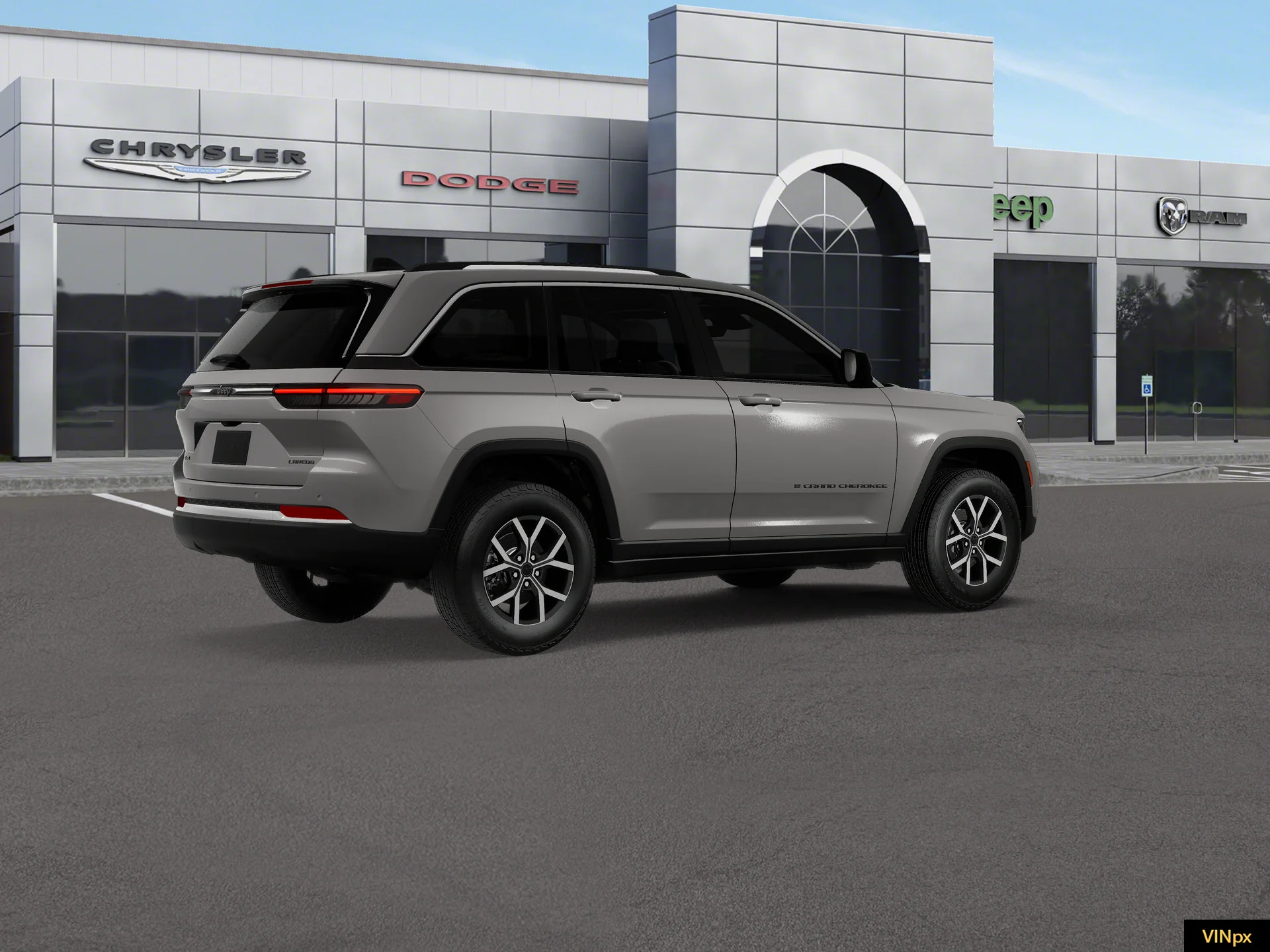 New 2027 Sting-Gray Clearcoat Jeep Laredo X image 8