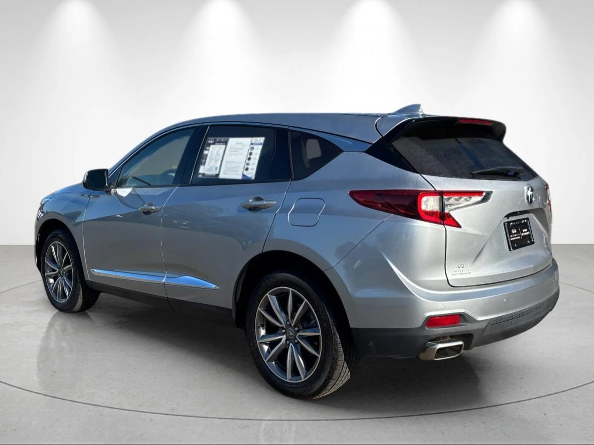 Used 2023 Lunar Silver Metallic Acura w/Technology Package image 3