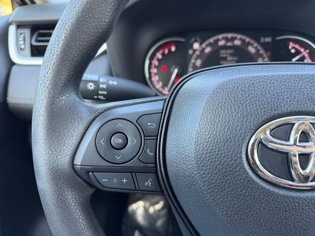 2023 Toyota RAV4 XLE - Photo 23