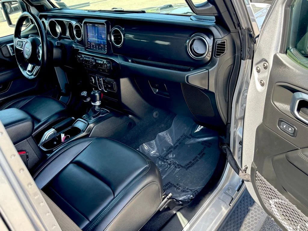 Used 2021 Billet Silver Metallic Clear Coat Jeep Sahara Altitude image 24
