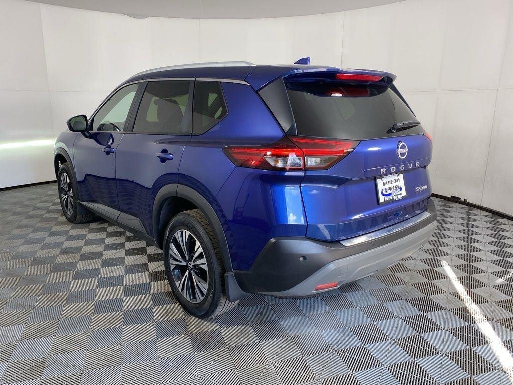 Used 2023 Caspian Blue Metallic Nissan SV image 5