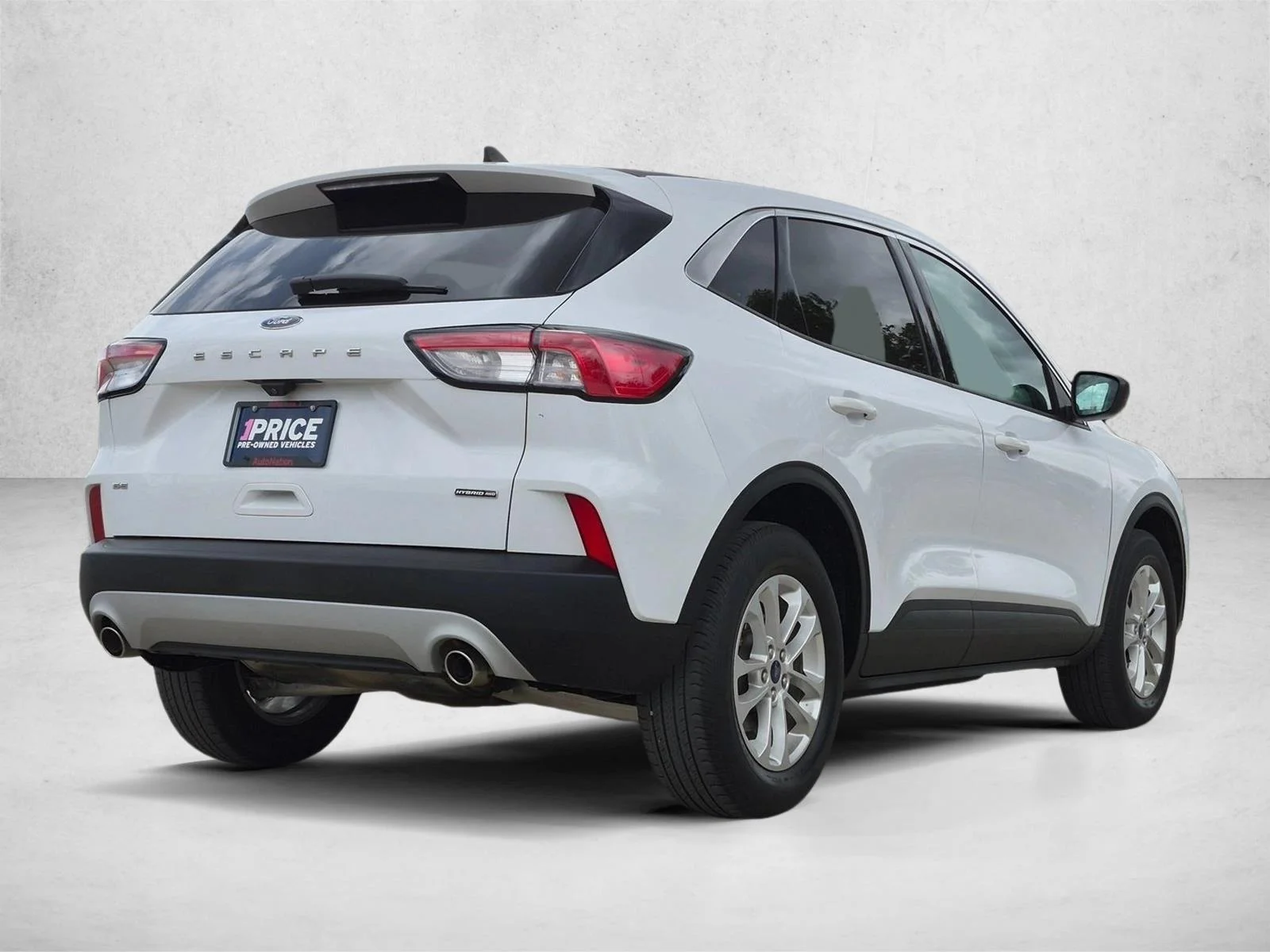 Used 2022 Oxford White Ford SE Hybrid image 5