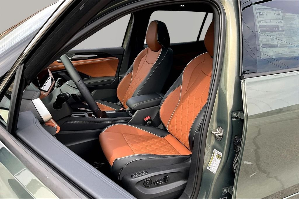 New 2026 Green Volkswagen 2.0T SEL R-Line Turbo image 22