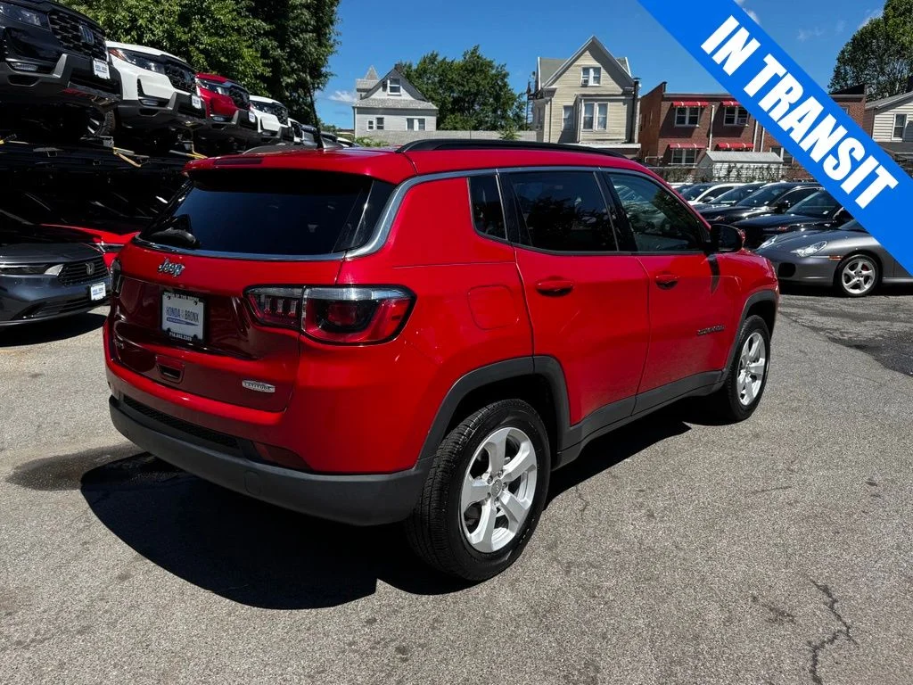 Used 2019 Red Line Jeep Latitude image 5