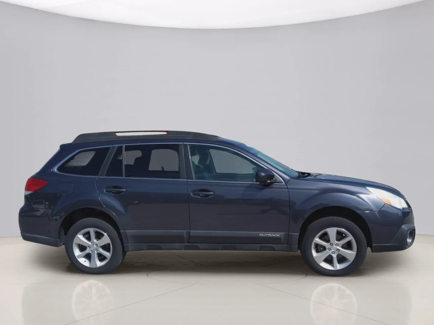 Used 2013 Gray Subaru LIMITED image 6