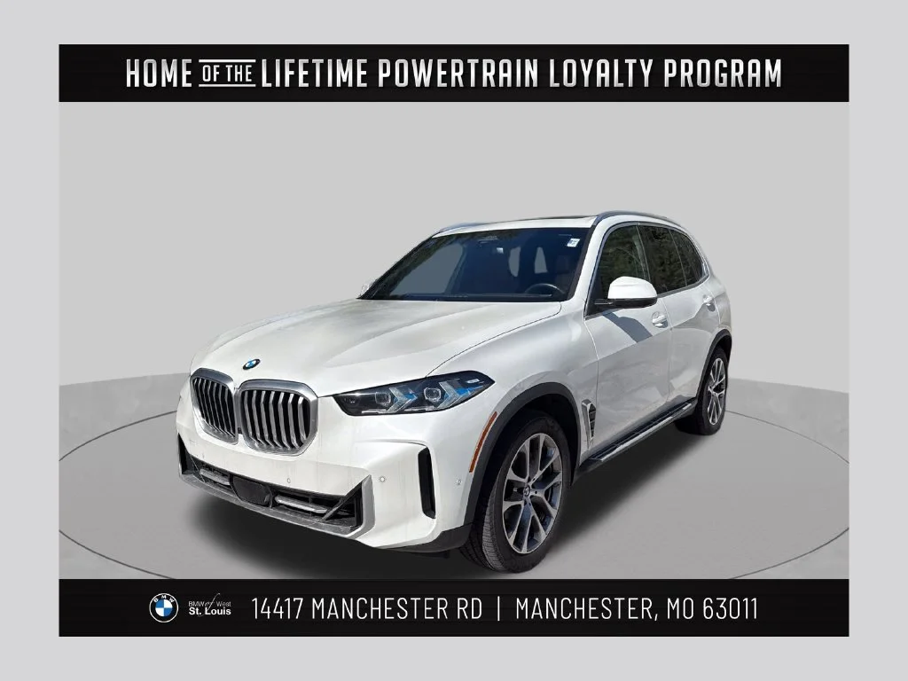 Used 2025 White BMW xDrive40i image 1