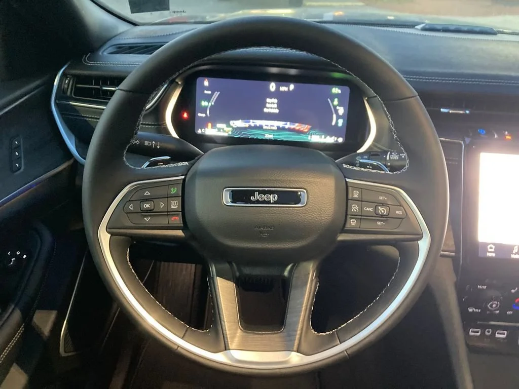 2024 Jeep Grand Cherokee 4xe - Photo 23