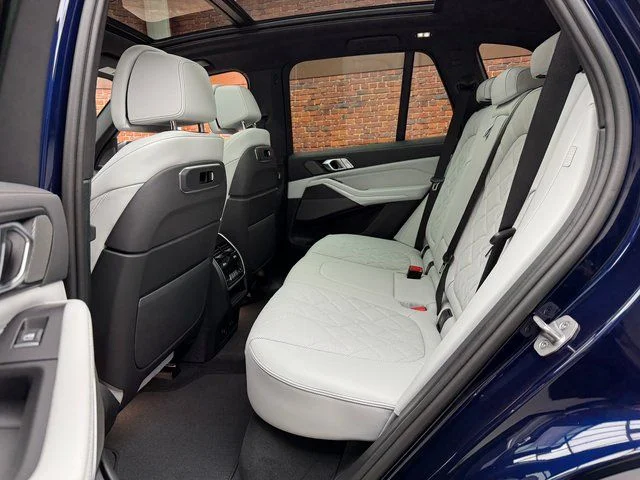 Used 2026 Blue BMW xDrive40i image 23