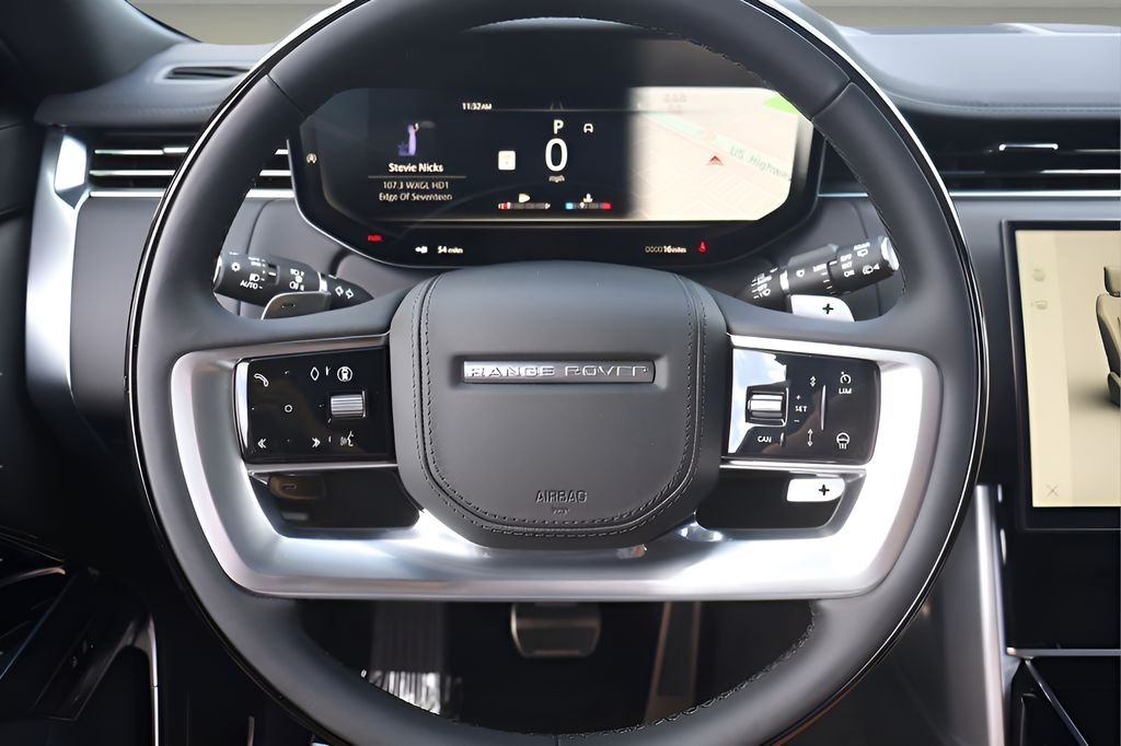New 2026 Fuji White Land Rover SE image 18