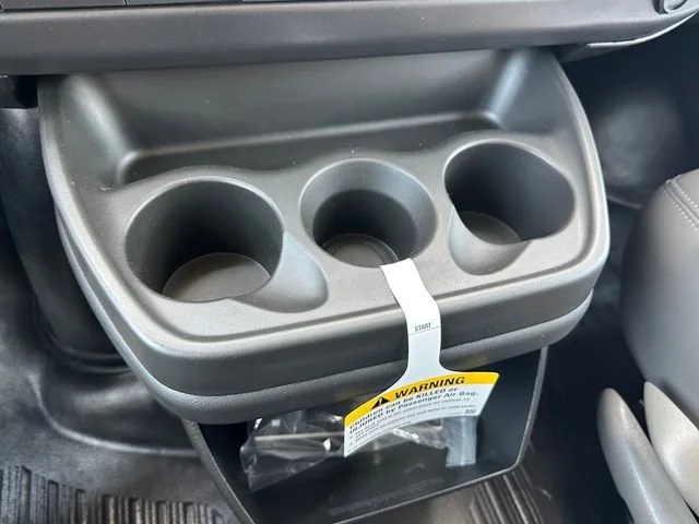 2025 GMC Savana Cargo Work Van - Photo 29