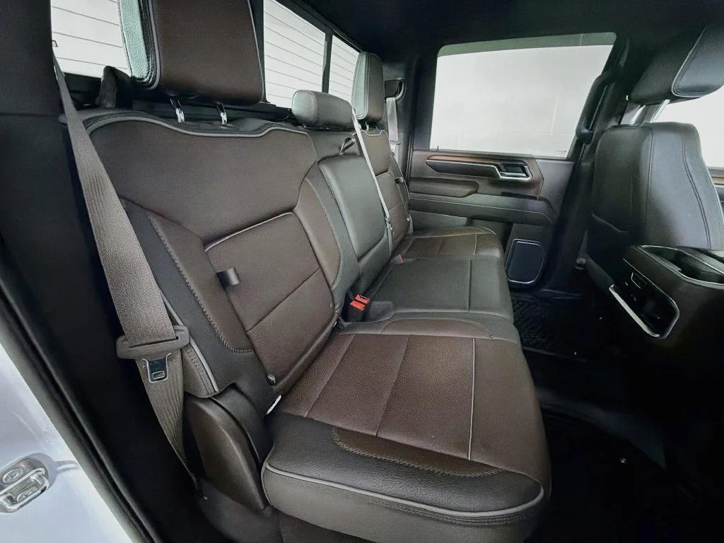 Used 2024 White Frost Tricoat GMC Denali image 25