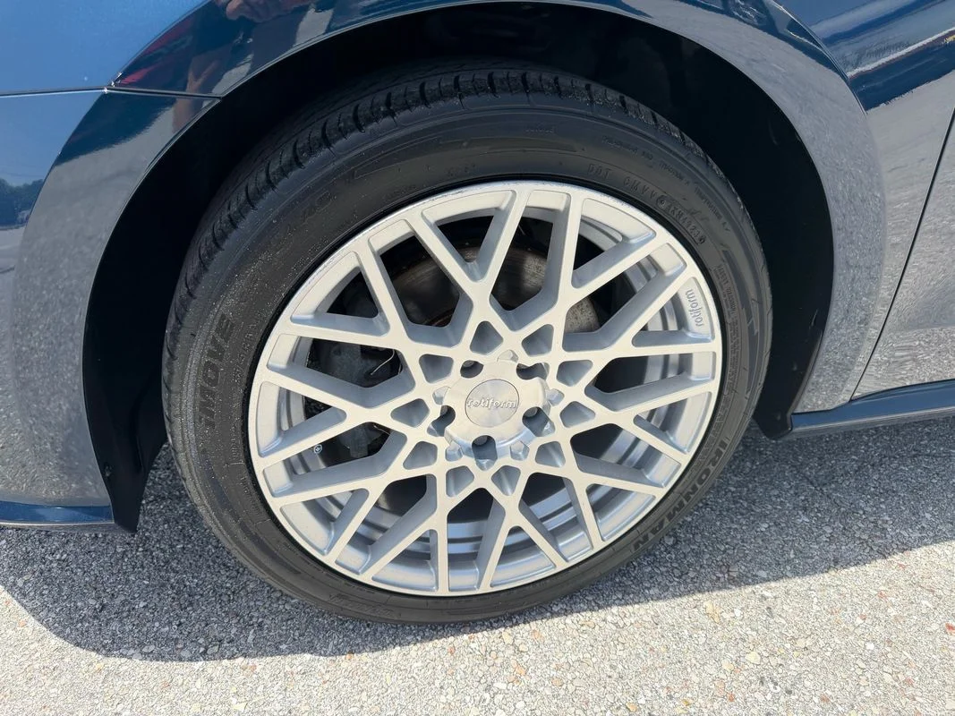 Used 2019  Volkswagen 2.0T Wolfsburg Edition image 30