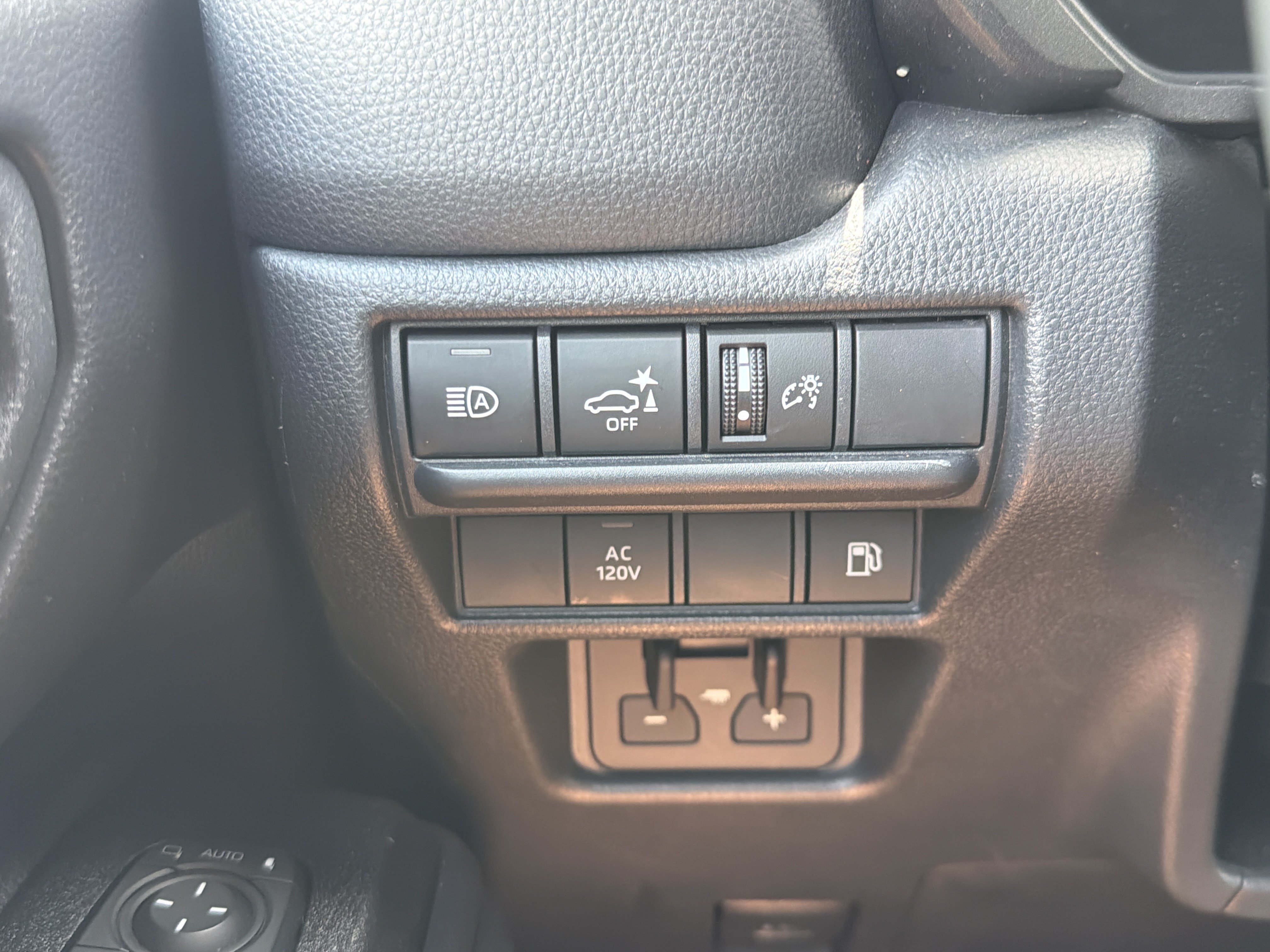 Certified Used 2025 Ice Cap Toyota 1958 image 13