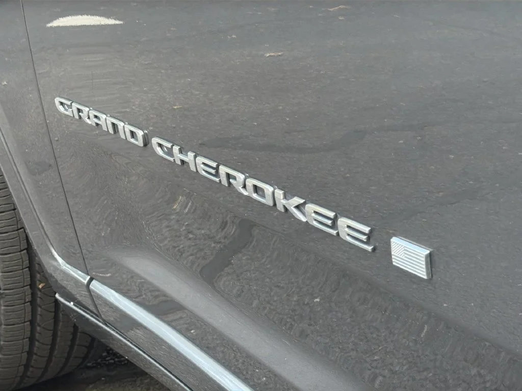 Used 2023 Gray Jeep Overland image 19