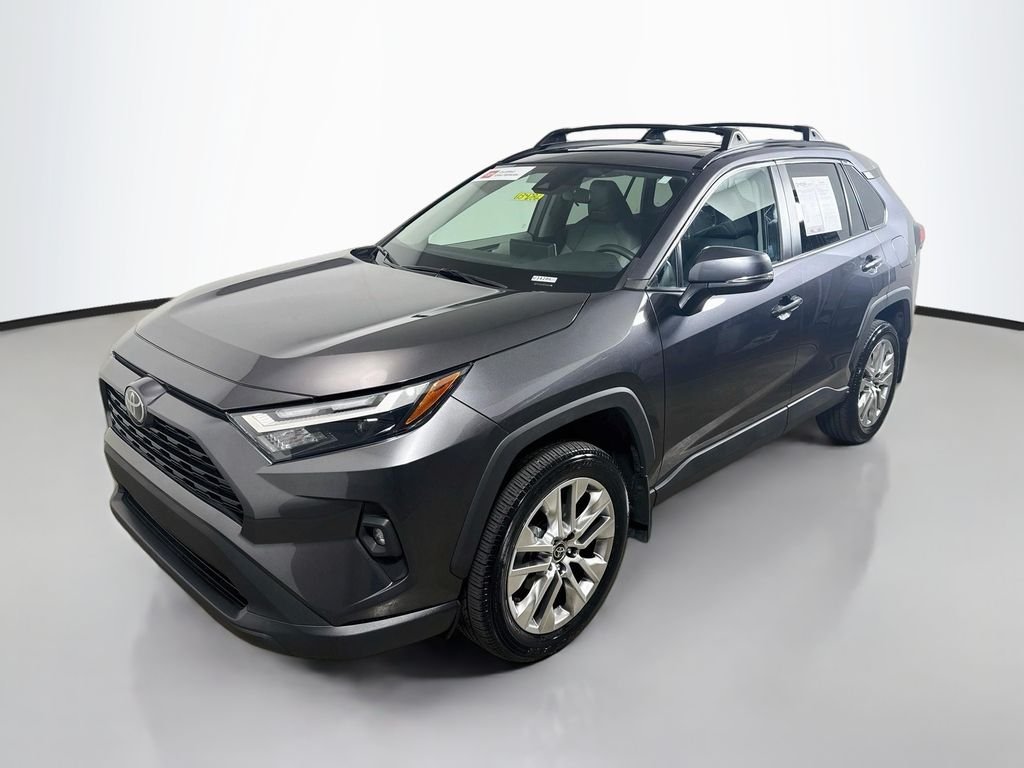 Used 2024 Magnetic Gray Metallic Toyota XLE Premium image 3