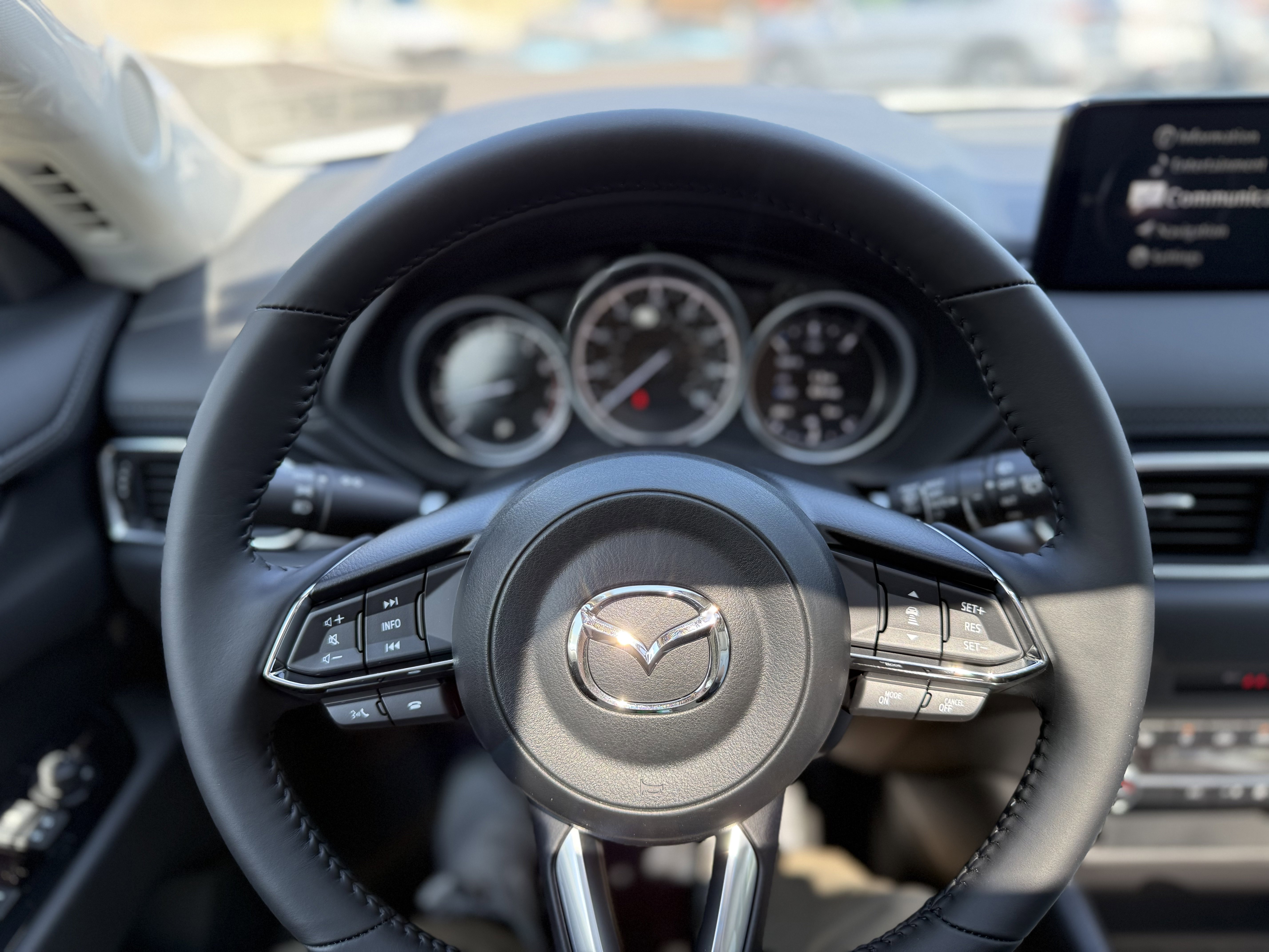 2025 Mazda CX-5 S Preferred package - Photo 24