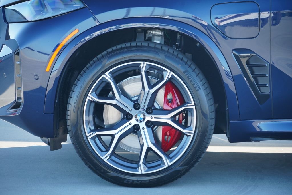 New 2026 Tanzanite Blue II Metallic BMW xDrive50e image 5
