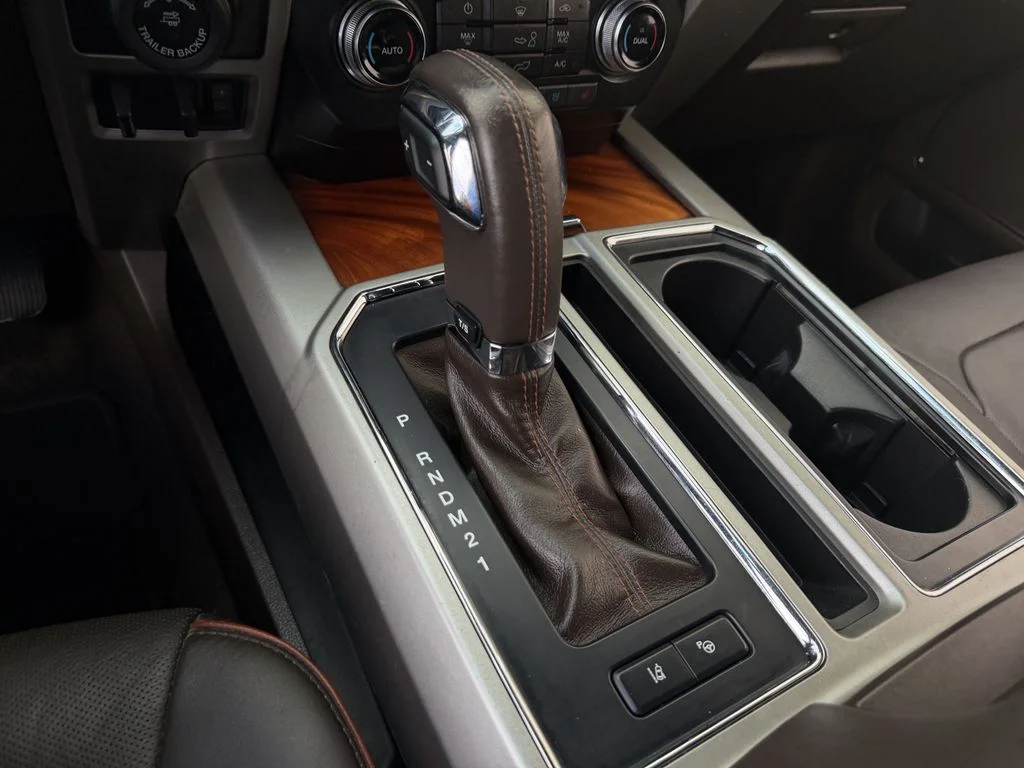 Used 2016  Ford King Ranch image 21