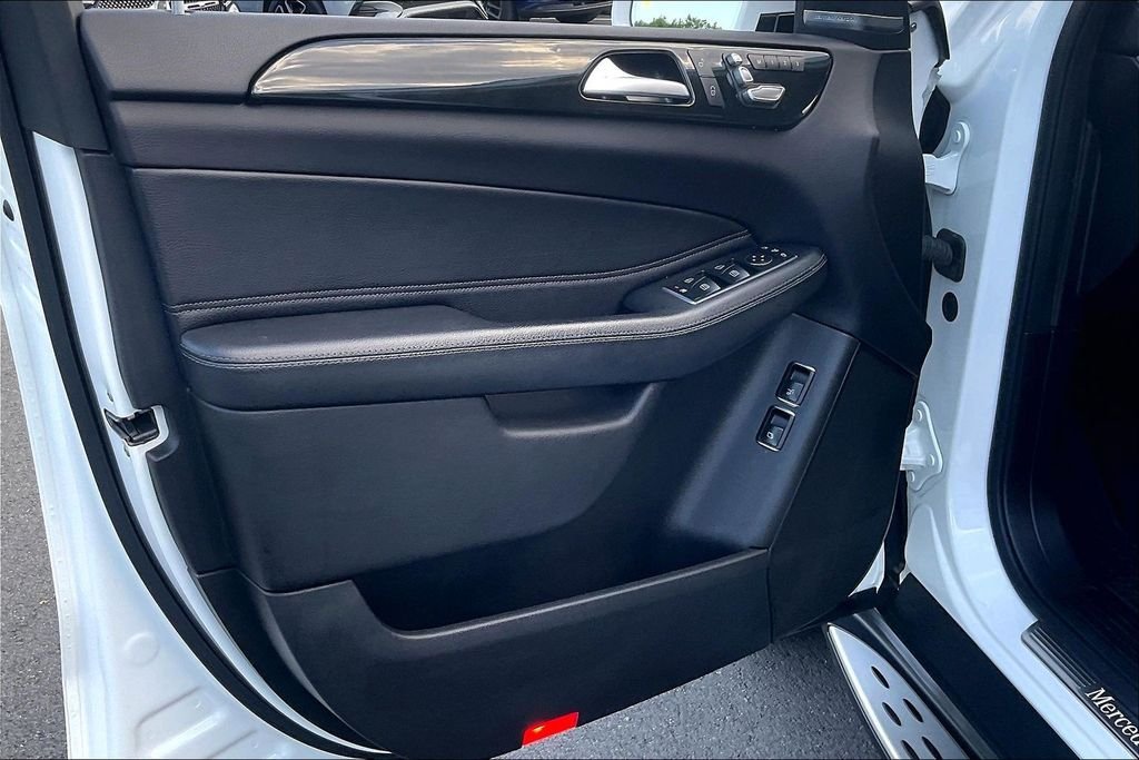 Used 2018 White Mercedes-Benz GLS 450 image 15