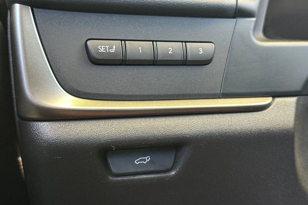 Used 2023 Silver Lexus 450e Premium image 31