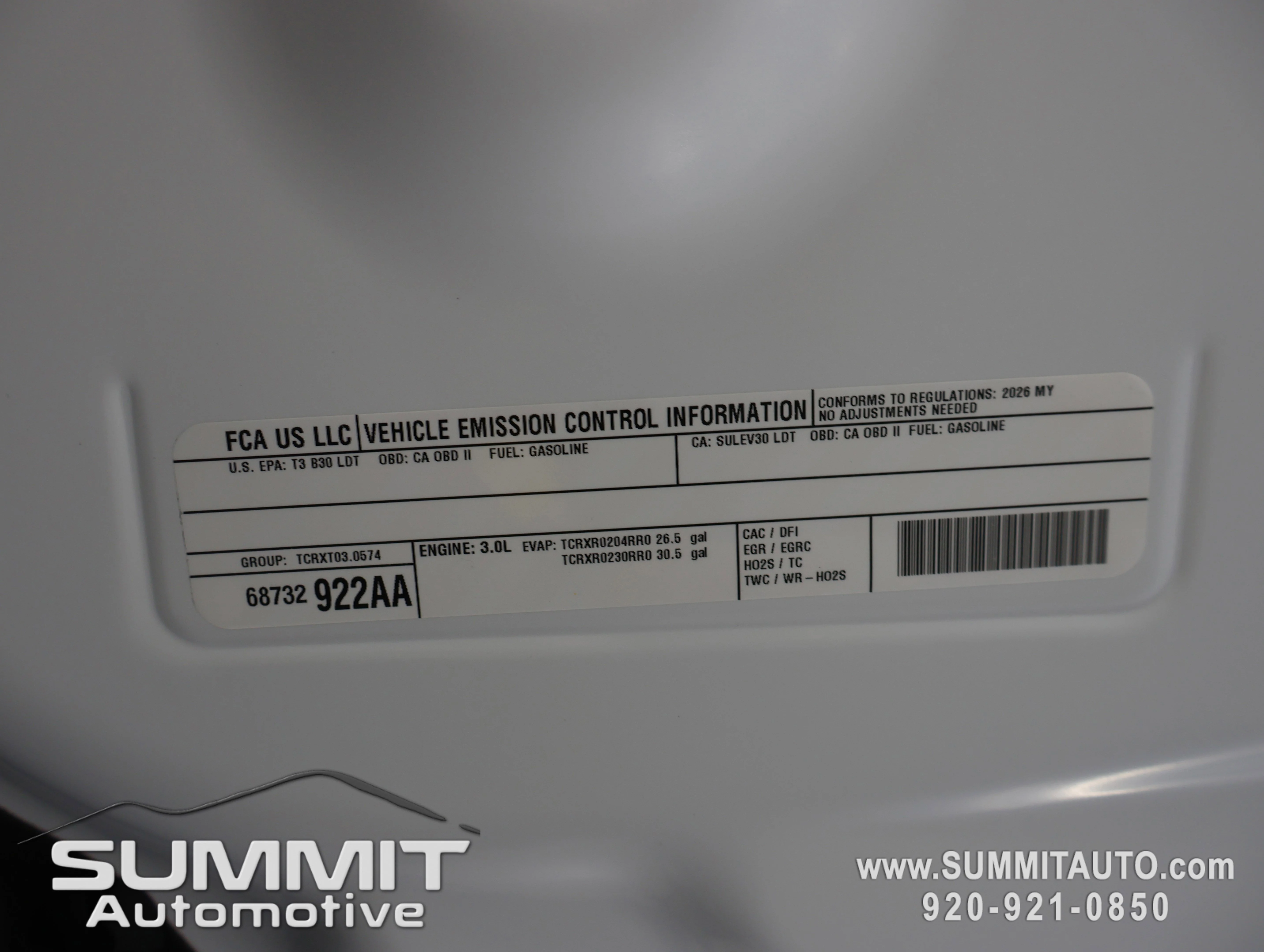 New 2026 Bright White Clear-Coat Exterior Paint Jeep Summit Obsidian image 25