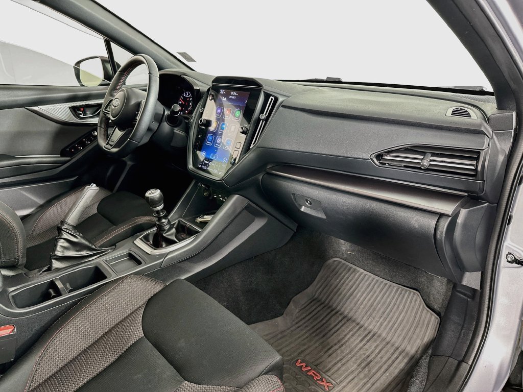 Used 2022 Ice Silver Metallic Subaru Premium image 29
