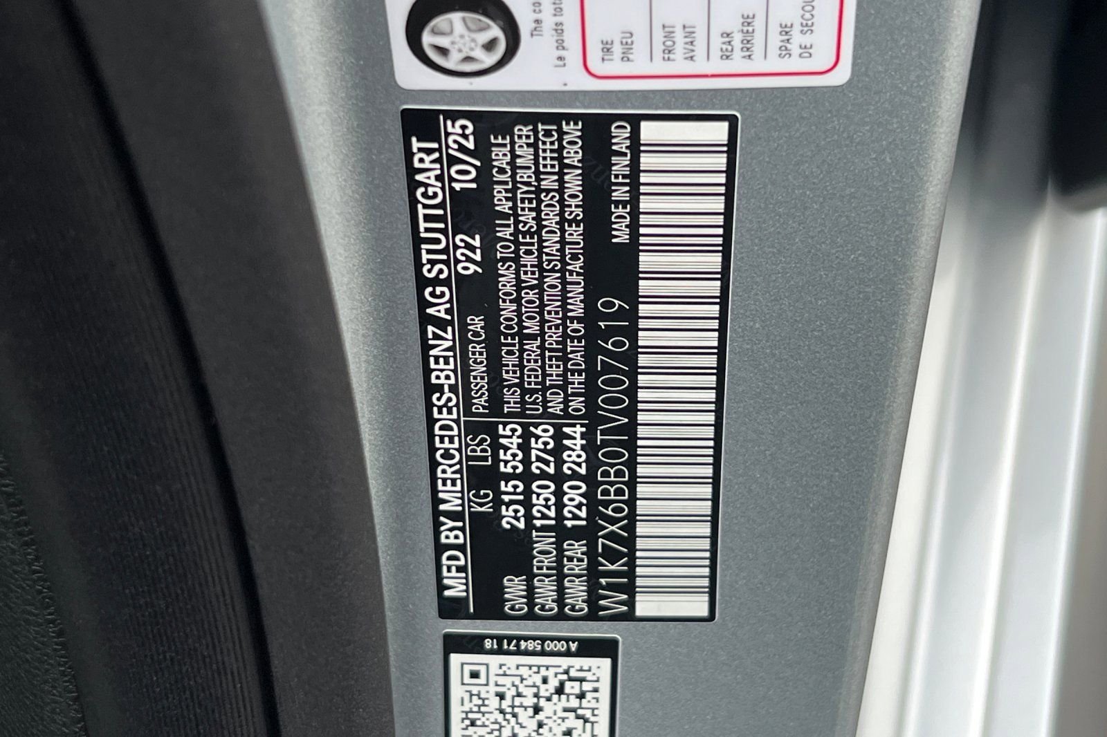 New 2026 Cirrus Silver Metallic Mercedes-Benz Base image 27