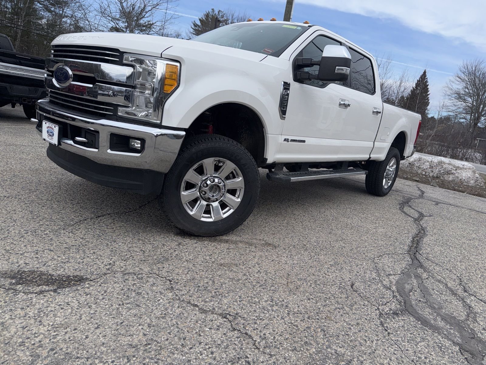 2017 Ford F-350 Super Duty Lariat Crew Cab 4WD