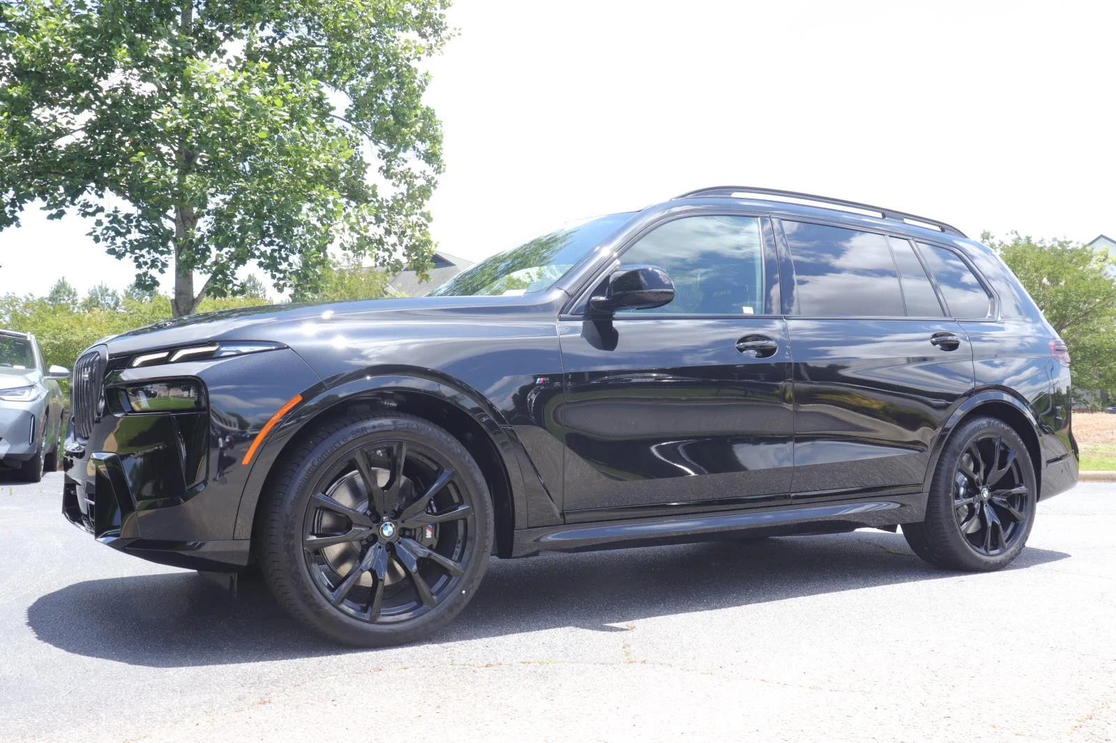 2027 BMW X7 M60i's photo