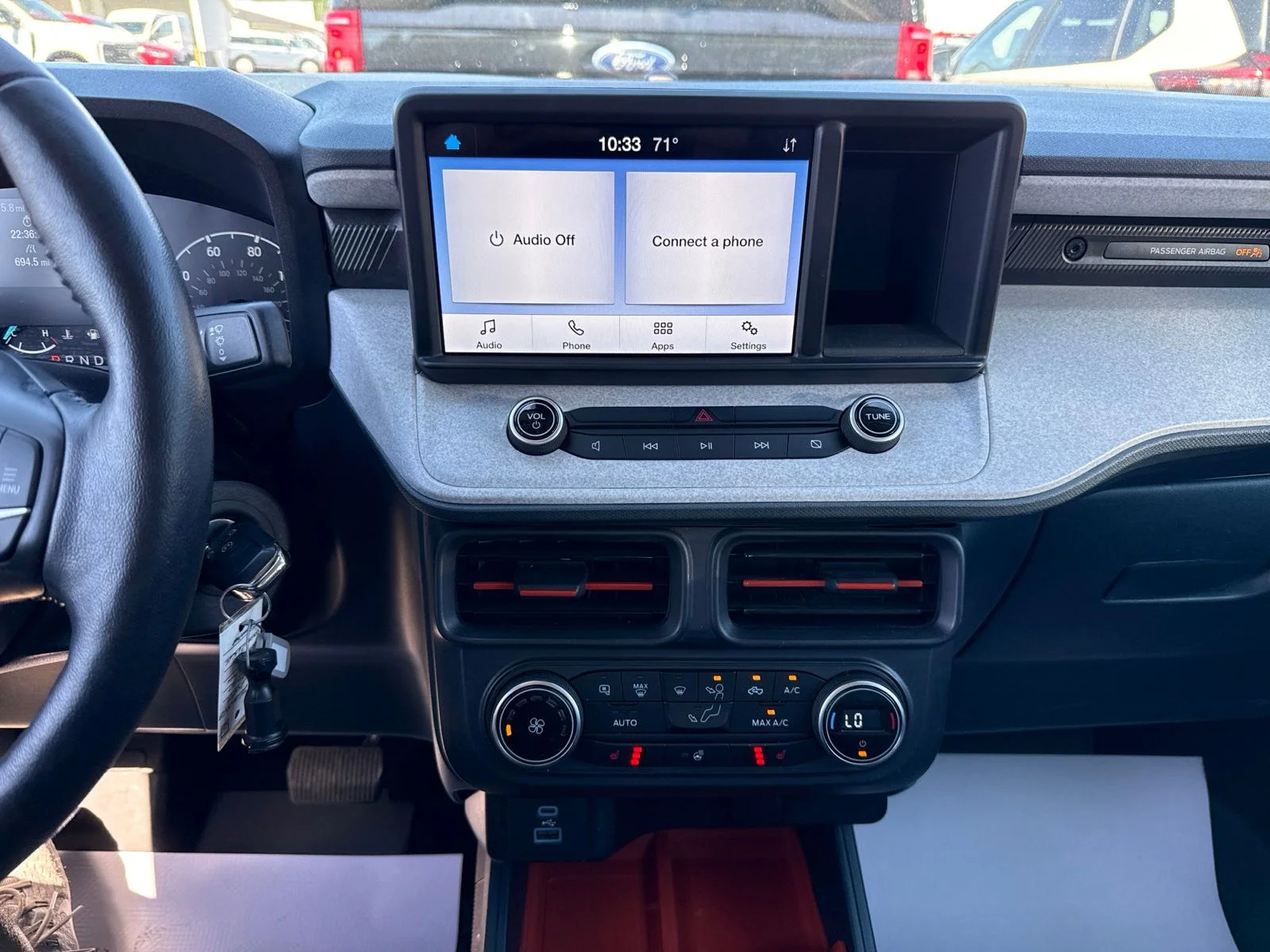 Used 2022 Black Ford XLT image 5