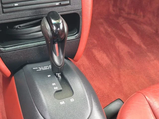 Used 1997  Porsche Base image 18