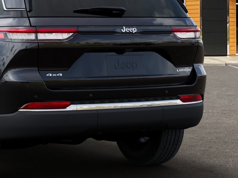 2025 Jeep Grand Cherokee Laredo - Photo 28