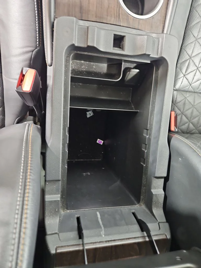 Used 2021 Scarlet Nissan Platinum image 26
