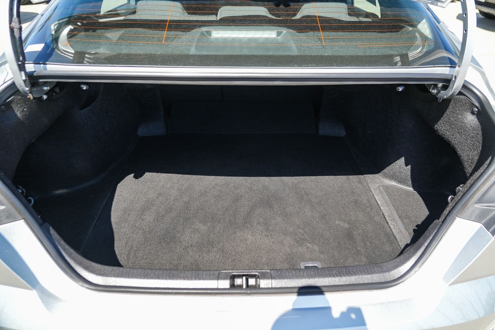 2025 Toyota Camry LE - Photo 26