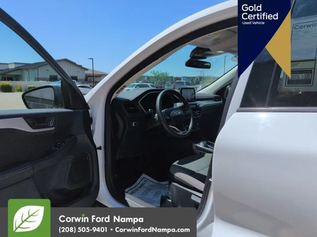 Certified Used 2022 White Ford SE image 11