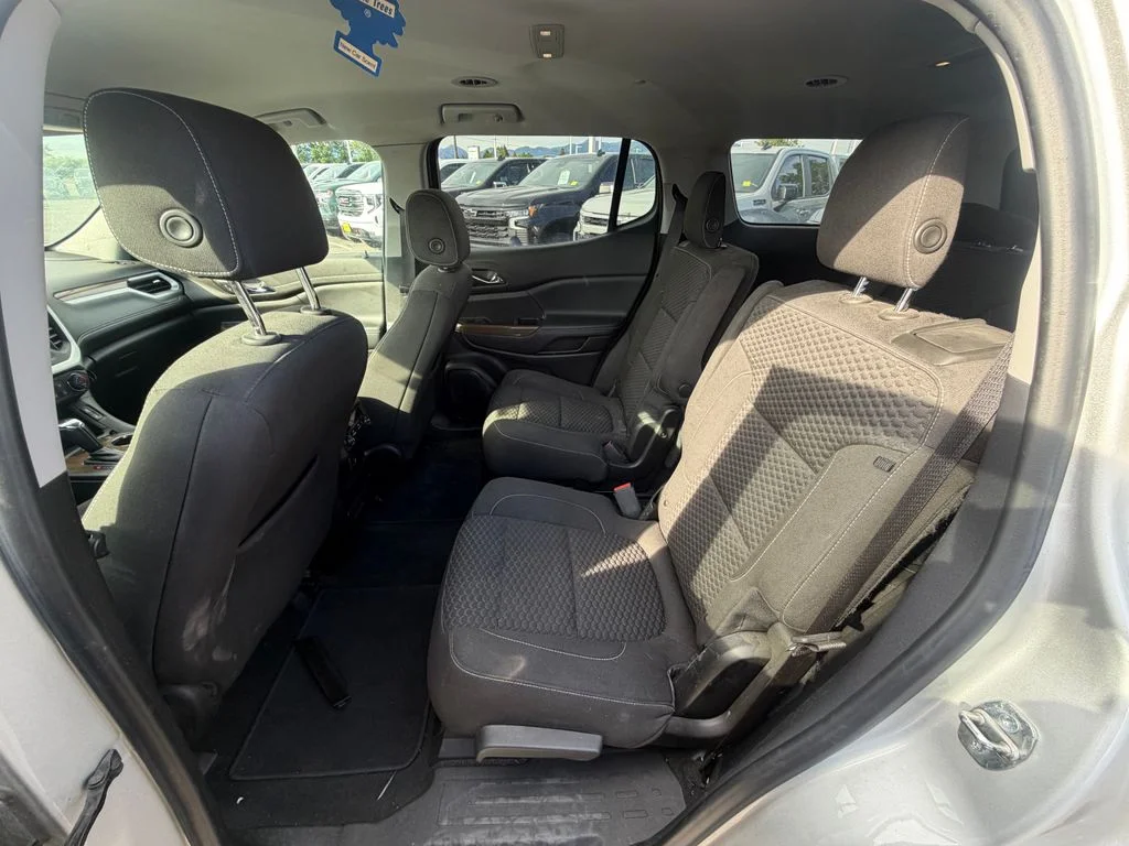 Used 2019 Silver GMC SLE-2 image 4