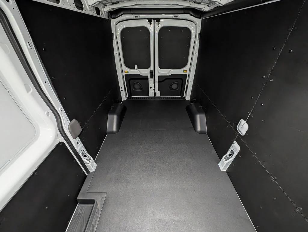 New 2025 Oxford White Ford Cargo Van image 4