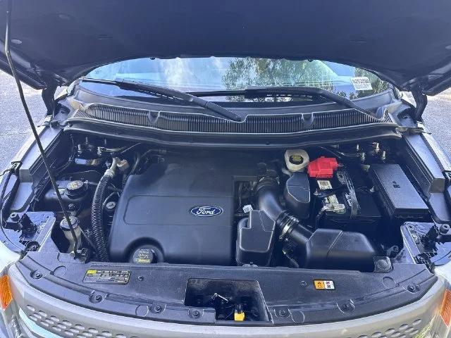 Used 2011 Blue Ford Base image 30