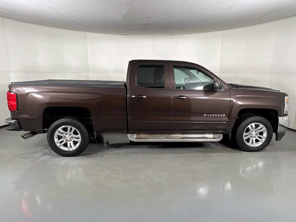Used 2016 Brown Chevrolet LT image 11