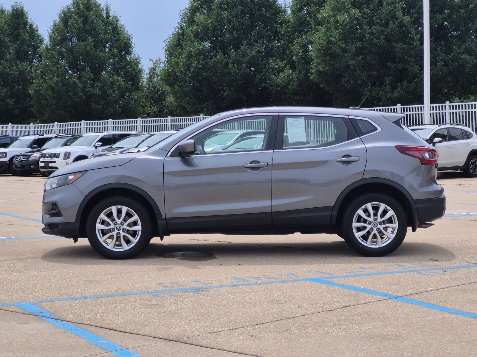 Used 2021 Gun Metallic Nissan S image 9